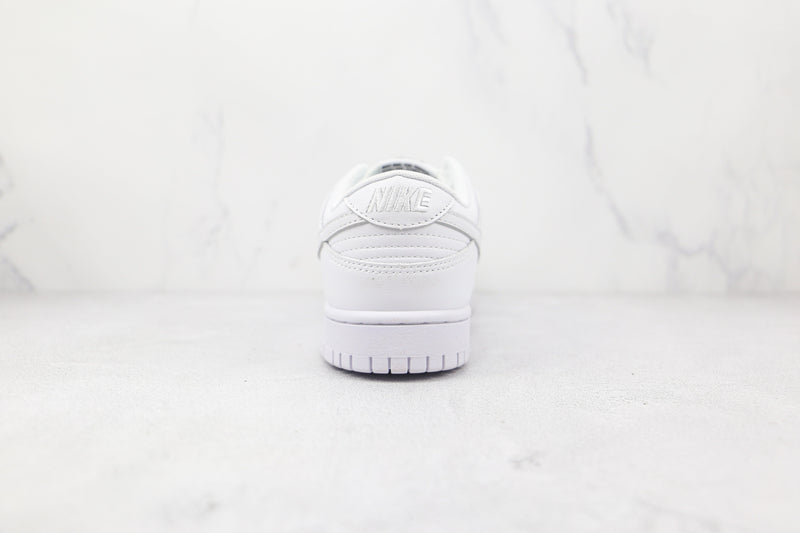 Nike Dunk Low Triple White