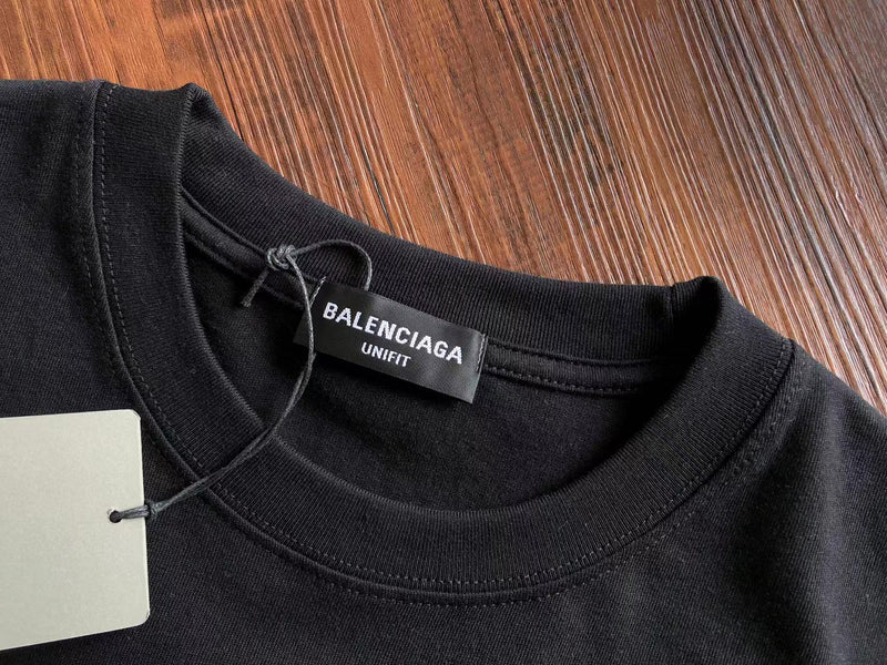 Camiseta Balenciaga Political Com Logo Black